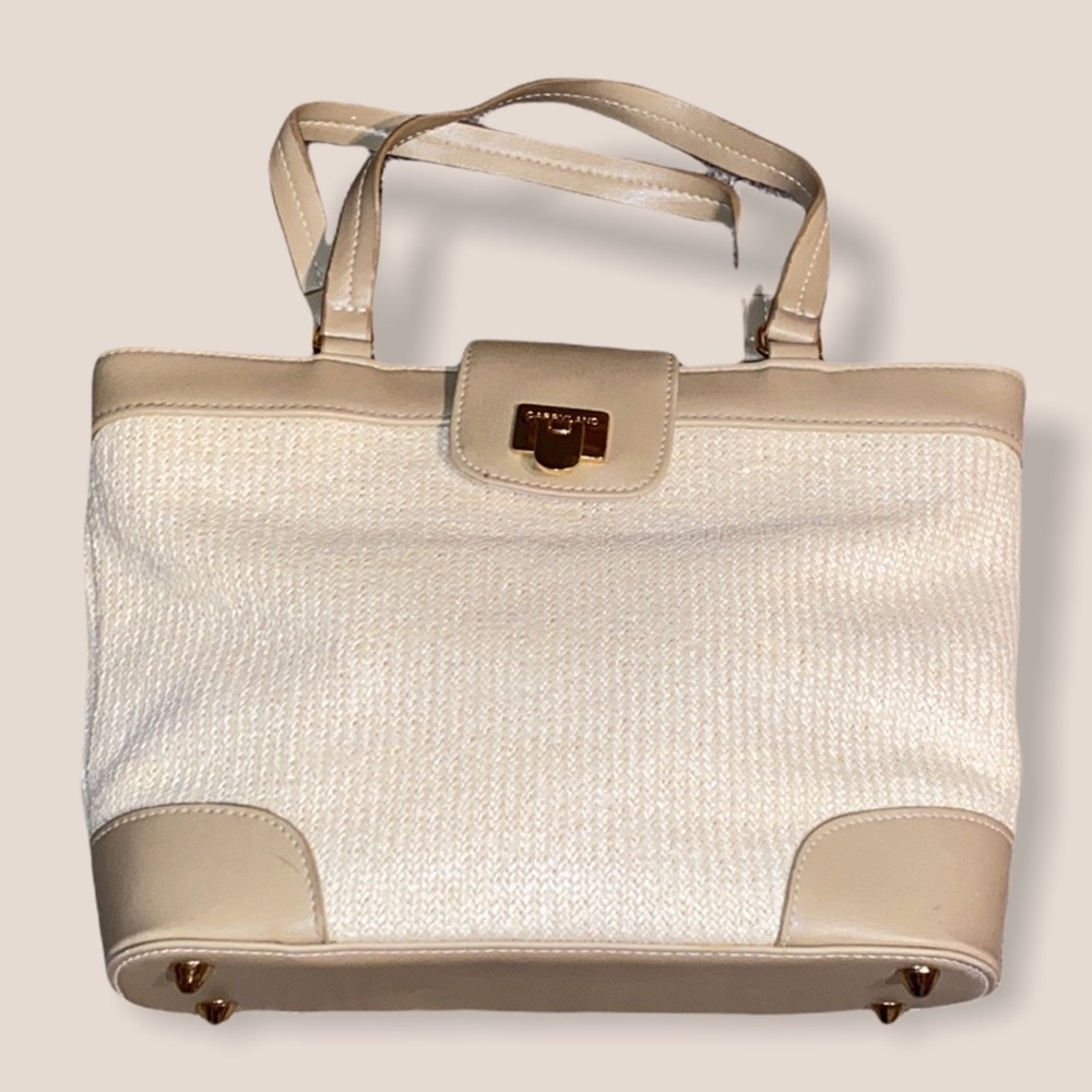 Carryland Straw Braided Tan Purse